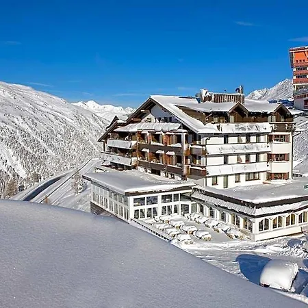 Angerer Alm Hotel 4*