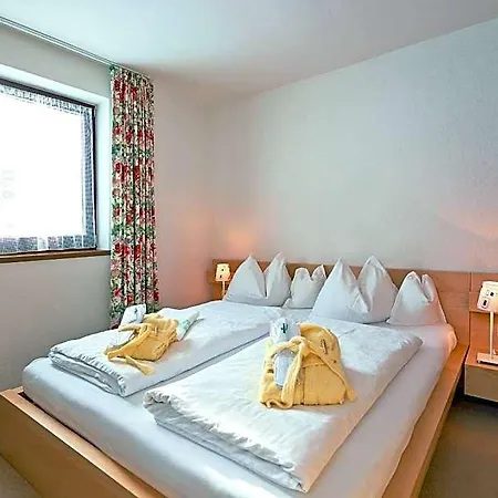 Angerer Alm Hotel 4*