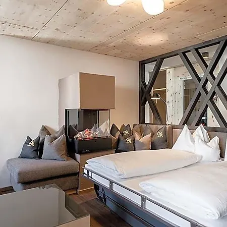 Angerer Alm Hotel 4*